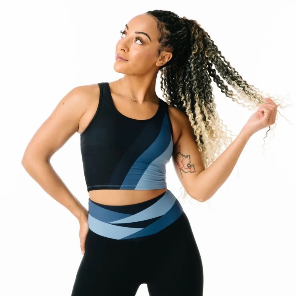 NWT ZYIA Shades of Blue Luxe 2-in-1 Tank L